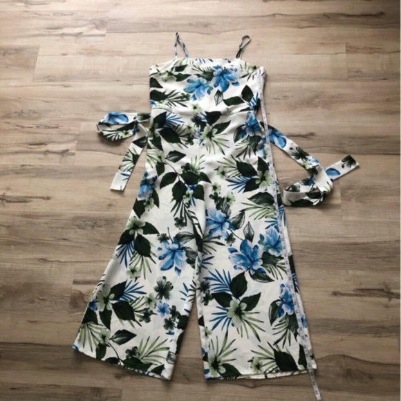 Banana Republic Blue and Green Floral Jumpsuit - Picture 6 of 9